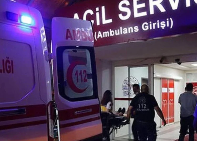 Ankara'da Mogan Gölü’ne atlayan bir kişi hayatını kaybetti 1 Ankara’da Mogan Gölü’ne atlayan bir kişi hayatını kaybetti