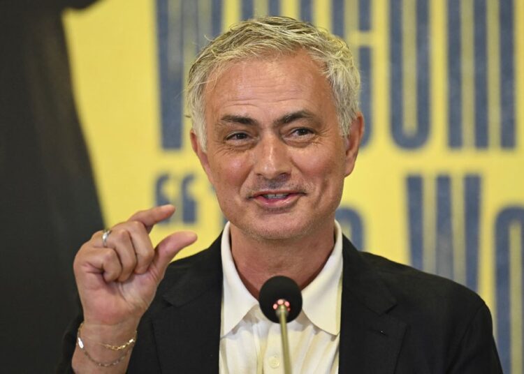 Mourinho’dan ilk basın toplantısı: Lukaku ve Dybala’yı istemiyorum
