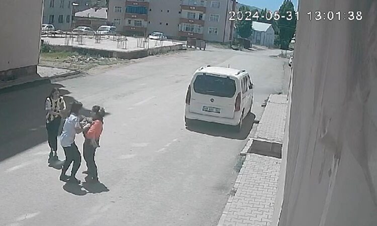 Muş’ta acı olay: İki yaşındaki bebek 7’nci kattan düşerek can verdi