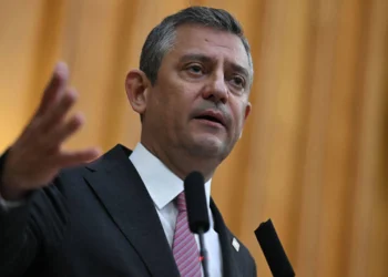 Özgür Özel: Böyle giderse erken seçimi millet ister, önünde kimse duramaz
