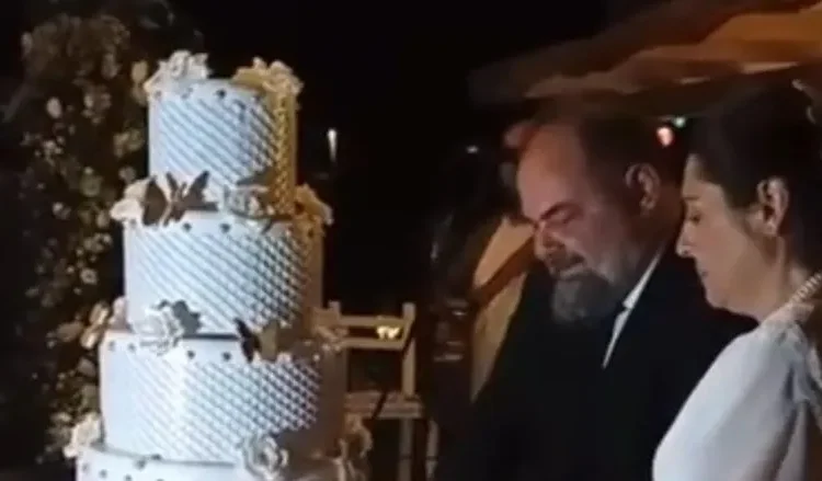 Papazın evliliği, Eleni Kilisesi’ni karıştırdı 1 Papazın evliliği, Eleni Kilisesi’ni karıştırdı