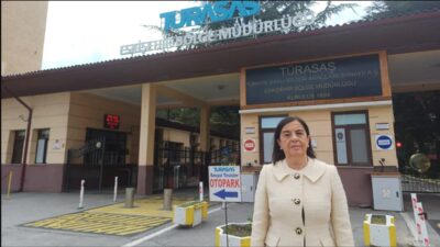 Bakım için gönderilen tren motorlarının içindeki bakır kablolar çalınmış 2 Bakım için gönderilen tren motorlarının içindeki bakır kablolar çalınmış