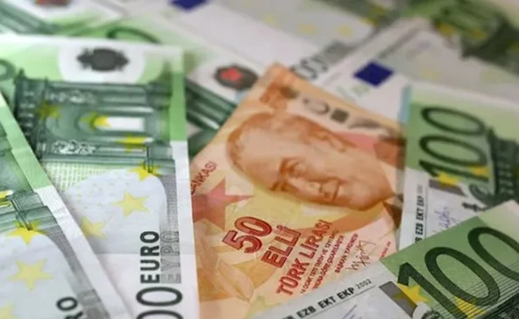 Euro, tüm zamanların rekorunu kırdı