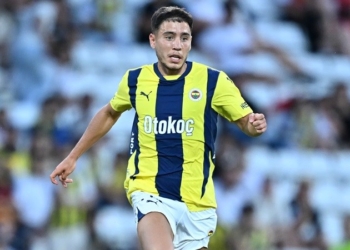 Fenerbahçe’de Mourinho, Emre Mor hakkındaki kararını verdi; temsilcisi İstanbul’a geldi 2 Fenerbahçe’de Mourinho, Emre Mor hakkındaki kararını verdi; temsilcisi İstanbul’a geldi