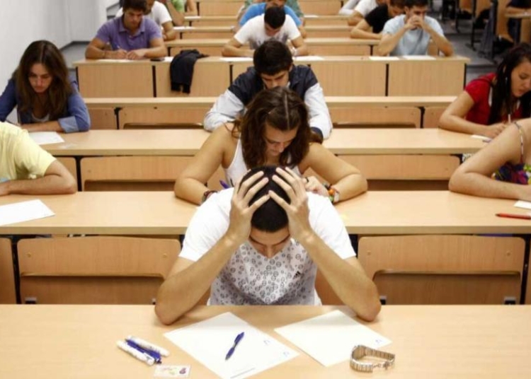 YKS sonuçları iç karartıcı: Öğrenciler matematik ve fen bilimlerinde adeta çöktü 1 YKS sonuçları iç karartıcı: Öğrenciler matematik ve fen bilimlerinde adeta çöktü