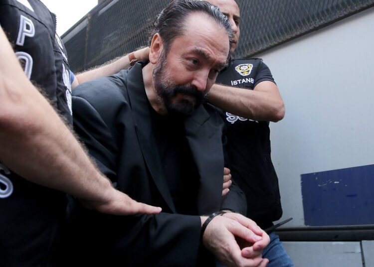 Yargıtay’dan Adnan Oktar kararı: 8 bin 658 yıllık cezası onandı 1 Yargıtay’dan Adnan Oktar kararı: 8 bin 658 yıllık cezası onandı