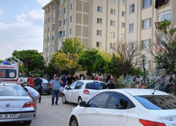 Asansör boşluğuna düşen çocuk öldü