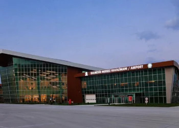 5,5 yılda tek bir tarifeli uçağın bile inmediği havalimanına yılda 169 milyon gider ödendi 1 5,5 yılda tek bir tarifeli uçağın bile inmediği havalimanına yılda 169 milyon gider ödendi