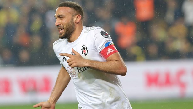 Fenerbahçe, milli golcü Cenk Tosun'la anlaştı 1 Fenerbahçe, milli golcü Cenk Tosun’la anlaştı