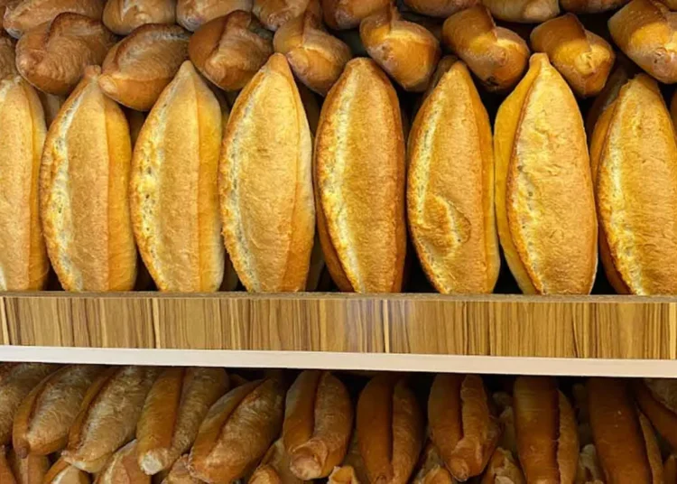 Manisa’da ‘halk ekmek’ 5 lira oluyor
