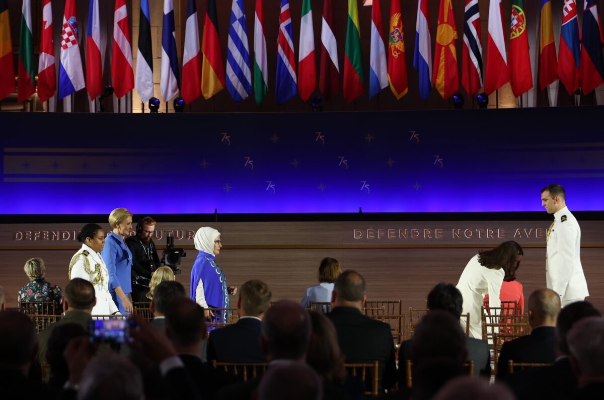 Cumhurbaşkanı Erdoğan'dan ABD'de NATO temasları 4 Cumhurbaşkanı Erdoğan'dan ABD'de NATO temasları