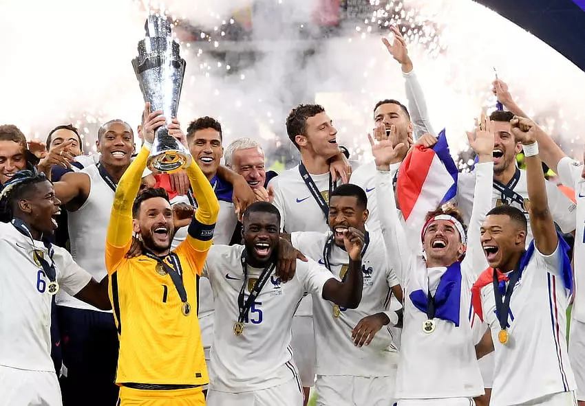 İspanya mı, Fransa mı? EURO 2024'te ilk finalist belli oluyor! 7 İspanya mı, Fransa mı? EURO 2024'te ilk finalist belli oluyor!