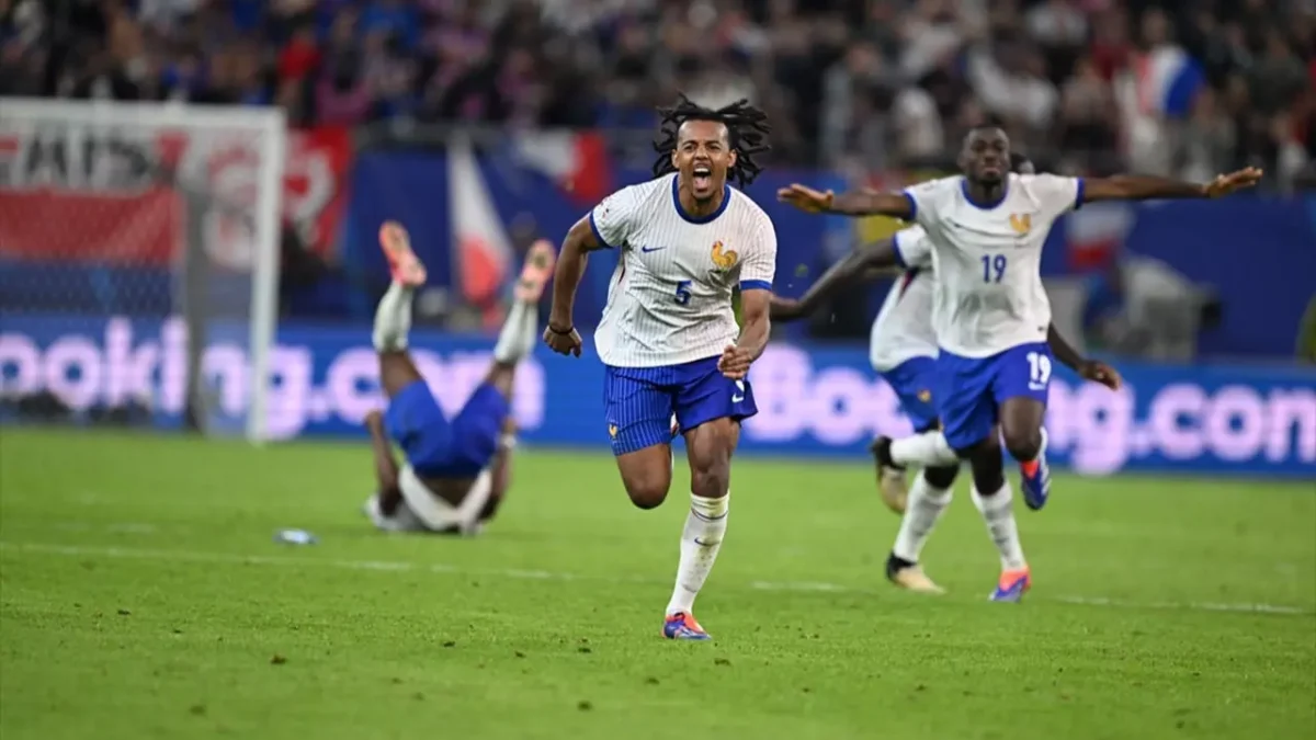 İspanya mı, Fransa mı? EURO 2024'te ilk finalist belli oluyor! 9 İspanya mı, Fransa mı? EURO 2024'te ilk finalist belli oluyor!