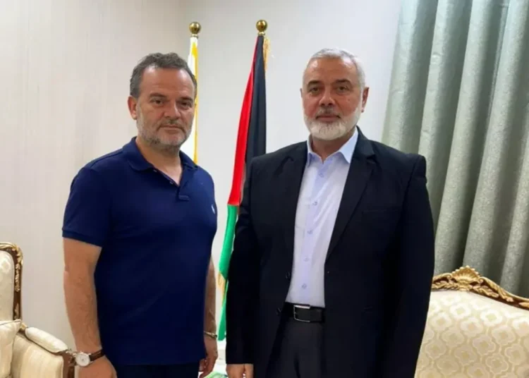 Haniye ile son röportajı yapan gazeteci anlattı: İşte Haniye'nin son sözleri 1 Haniye ile son röportajı yapan gazeteci anlattı: İşte Haniye’nin son sözleri