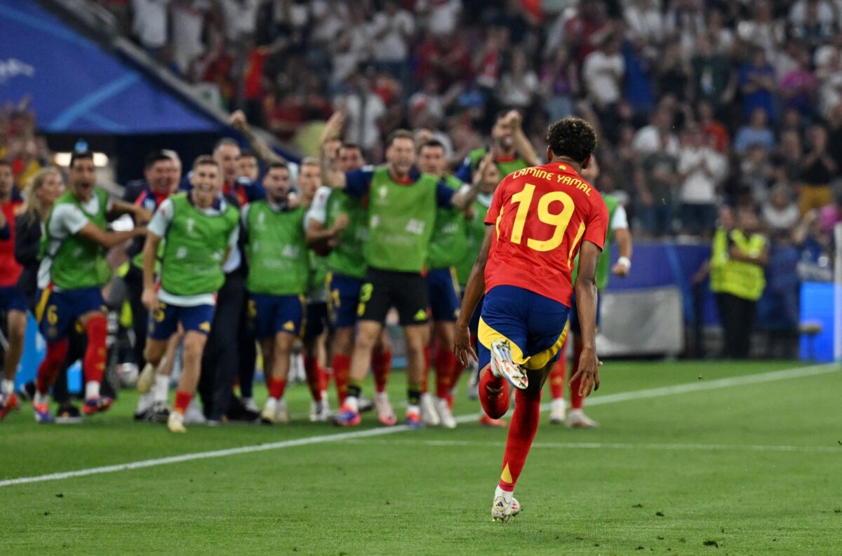 EURO 2024'ün ilk finalisti İspanya oldu