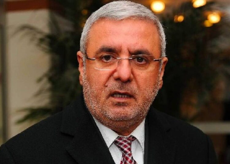 Mehmet Metiner, isim vermeden eleştirdi: Bu tipler her yerde varlar