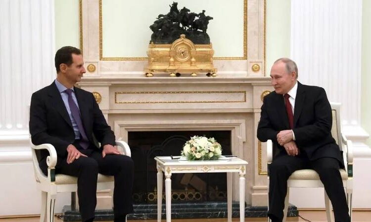 Putin ve Esad, Kremlin’de bir araya geldi