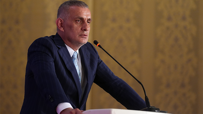 Yeni TFF Başkanı Hacıosmanoğlu'ndan Montella açıklaması! 3 Yeni TFF Başkanı Hacıosmanoğlu'ndan Montella açıklaması!