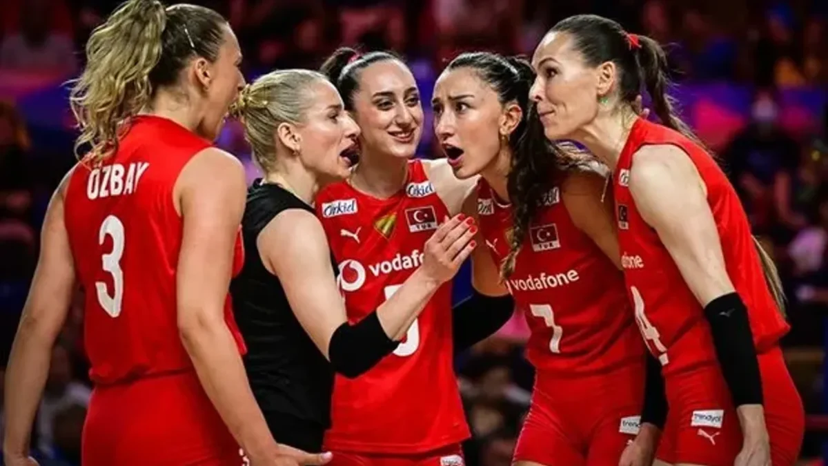 Müthiş maçta Filenin Sultanları, 2-0 geriden gelip Hollanda’yı yendi 2 Müthiş maçta Filenin Sultanları, 2-0 geriden gelip Hollanda’yı yendi