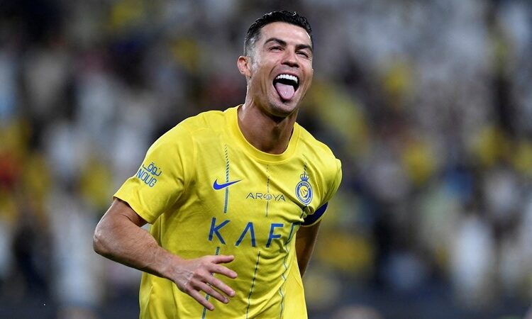 Cristiano Ronaldo, YouTube kanalı açtı: bir gün geçmeden 15 milyon aboneye ulaştı 1 Cristiano Ronaldo, YouTube kanalı açtı: bir gün geçmeden 15 milyon aboneye ulaştı