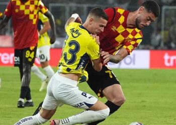 Fenerbahçe, sezonun ilk puan kaybını ilk deplasmanında yaşadı