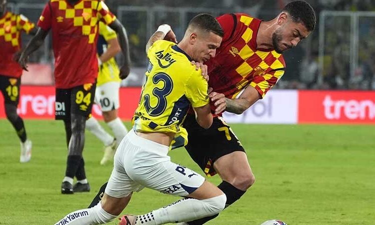 Fenerbahçe, sezonun ilk puan kaybını ilk deplasmanında yaşadı 1 Fenerbahçe, sezonun ilk puan kaybını ilk deplasmanında yaşadı