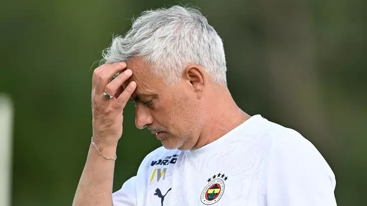 Jose Mourinho, Avrupa kupaları kariyerinde bir ilki Fenerbahçe ile yaşadı 1 Jose Mourinho, Avrupa kupaları kariyerinde bir ilki Fenerbahçe ile yaşadı