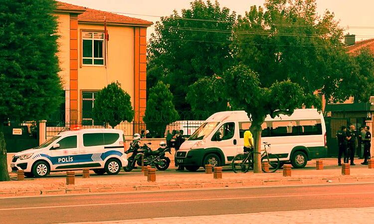 Konya’da yine kadın cinayeti: Eşini öldürüp cesedini karakola götürdü 1 Konya’da yine kadın cinayeti: Eşini öldürüp cesedini karakola götürdü