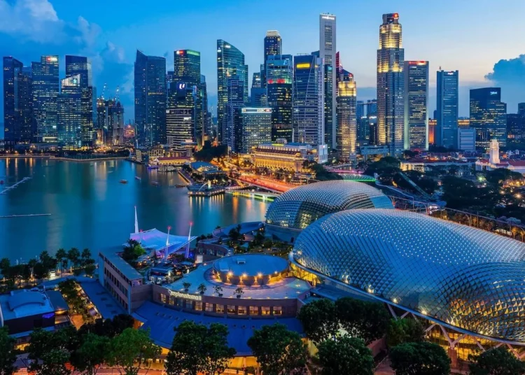 Eğitimde ve ekonomide bir başarı hikayesi: Singapur 1 Eğitimde ve ekonomide bir başarı hikayesi: Singapur