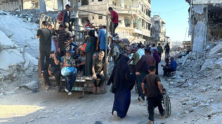 Han Yunus'ta 75 bin'den fazla Filistinli göç etti