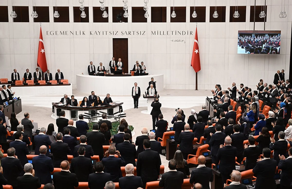 Mahmud Abbas, TBMM’de konuştu: 'Ya zafer ya şehadet!' 6 Mahmud Abbas, TBMM’de konuştu: 'Ya zafer ya şehadet!'