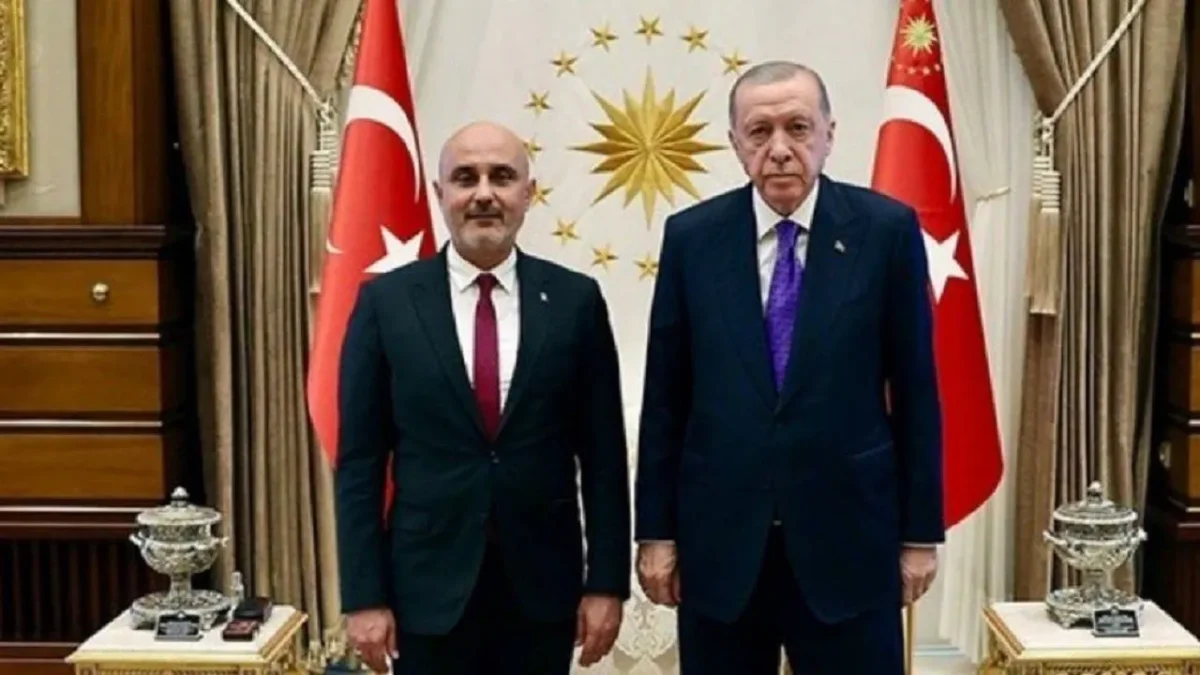 Yine ‘Hem baro hem il başkanı’ skandalı