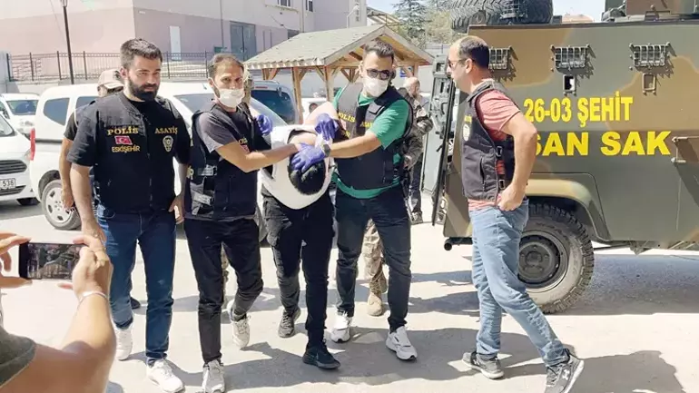 “Eve kapanıp saatlerce bilgisayarda oyun oynuyordu” 2 “Eve kapanıp saatlerce bilgisayarda oyun oynuyordu”