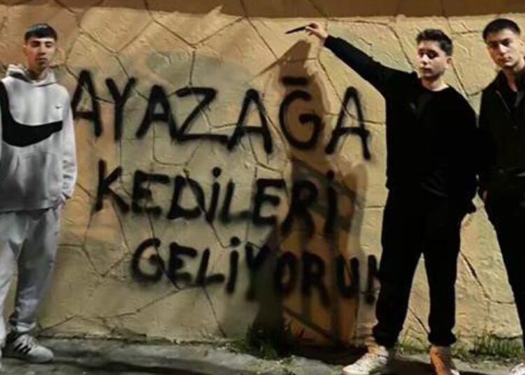 Henüz 16 yaşındaydı! Paylaştığı bu fotoğraf yüzünden dövülerek öldürüldü 1 Henüz 16 yaşındaydı! Paylaştığı bu fotoğraf yüzünden dövülerek öldürüldü