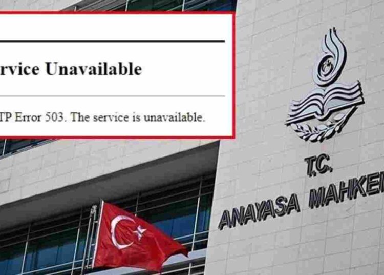 AYM’den garip hareket: Kendi kararını 1 saat geçmeden siteden kaldırdı