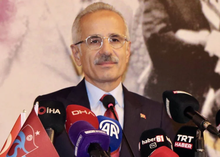 Bakan Uraloğlu: Instagram için son düzlükteyiz