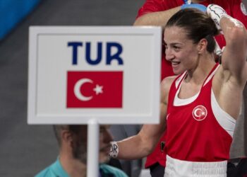 Paris 2024: Buse Naz Çakıroğlu olimpiyat ikincisi oldu