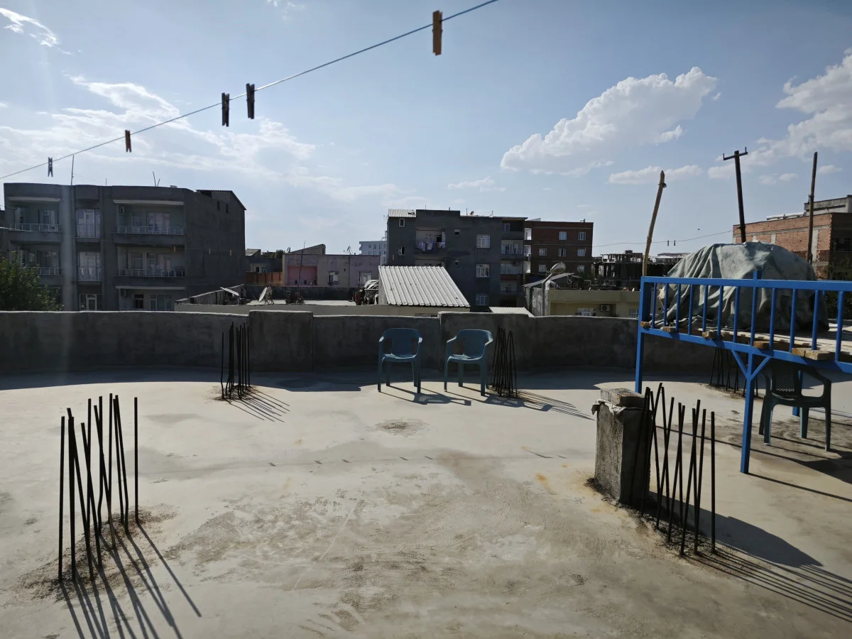 Damda uyuyan kadın, yorgun mermiyle vuruldu