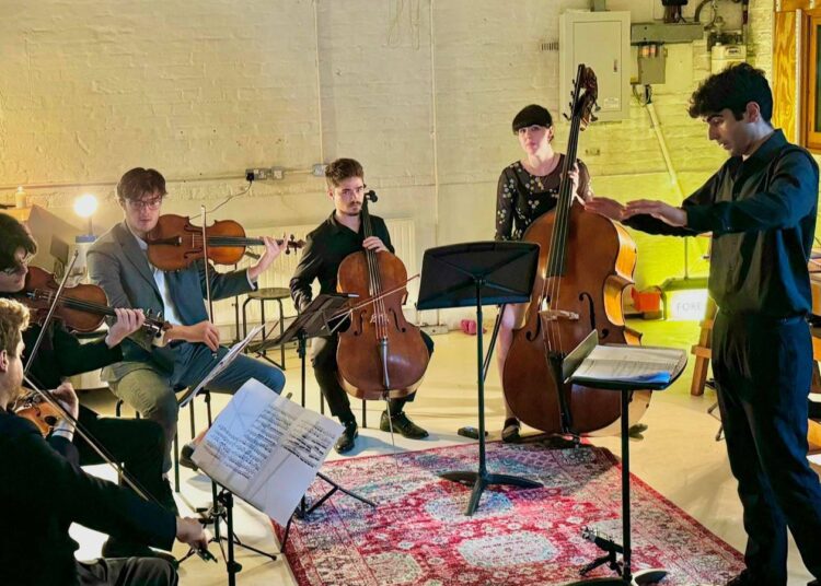Genç Türk besteci Emre Şener, dünyada Juilliard’a kabul edilen 3 öğrenciden biri oldu 1 Genç Türk besteci Emre Şener, dünyada Juilliard’a kabul edilen 3 öğrenciden biri oldu