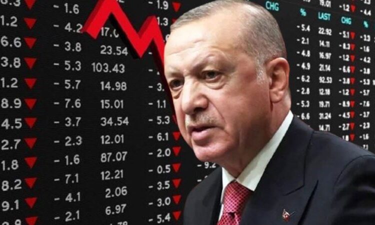 SETA raporu: “Toplum psikolojisinde Erdoğan’ın dokunulmazlığı ortadan kalktı”