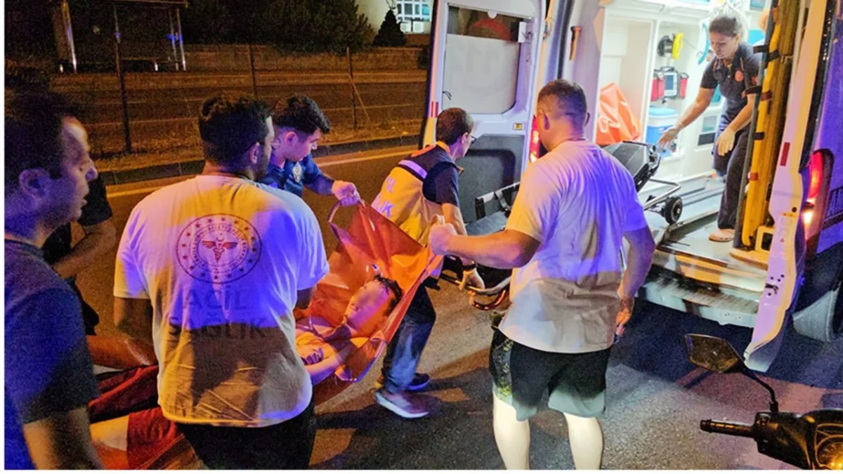 Şizofreni hastası, ailesinden 4 kişiyi bıçakladı, ikisinin durumu ağır! 2 Şizofreni hastası, ailesinden 4 kişiyi bıçakladı, ikisinin durumu ağır!