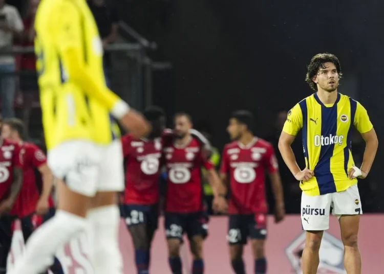 Fenerbahçe, Lille’e 2-1 yenildi; tur şansı Kadıköy’e kaldı