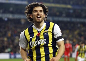 Transferi kesinleşti: Ferdi Kadıoğlu rekor bonservisle yuvadan uçuyor