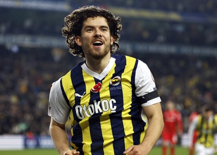 Transferi kesinleşti: Ferdi Kadıoğlu rekor bonservisle yuvadan uçuyor 1 Transferi kesinleşti: Ferdi Kadıoğlu rekor bonservisle yuvadan uçuyor