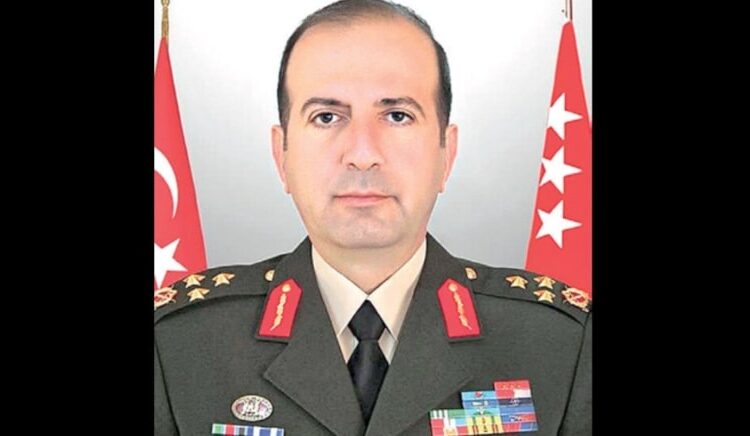 Balyoz davasından 3 yıl hapis yatan Ergün, orgeneralliğe terfi etti 1 Balyoz davasından 3 yıl hapis yatan Ergün, orgeneralliğe terfi etti