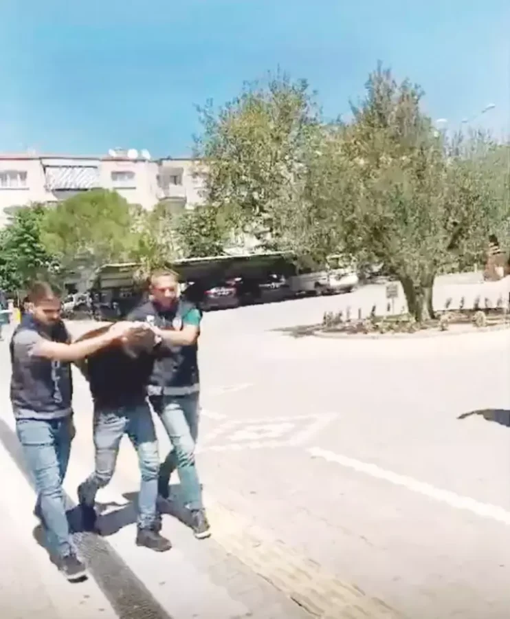 Kadir Şeker olayı herkesi korkuttu; Manisa'da çok izleyicili bir şiddet hikayesi 5 Kadir Şeker olayı herkesi korkuttu; Manisa'da çok izleyicili bir şiddet hikayesi