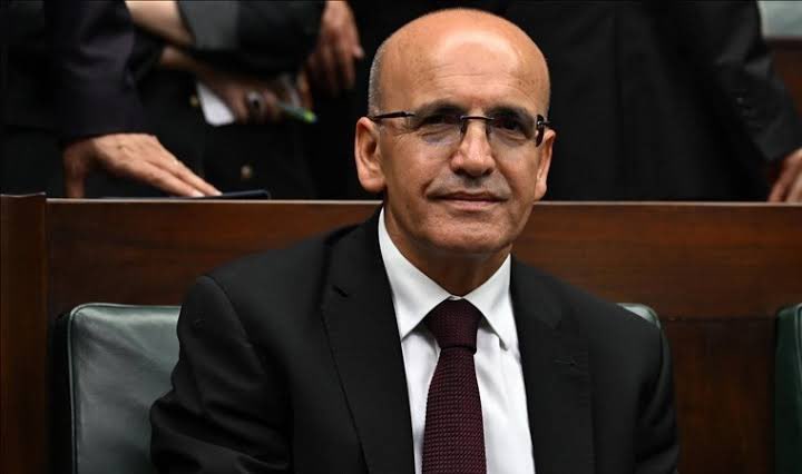 Mehmet Şimşek'ten 'istifa' iddialarına yanıt 1 Mehmet Şimşek’ten ‘istifa’ iddialarına yanıt