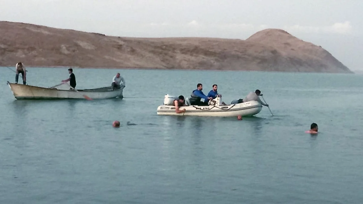 Muş'ta piknik faciası: Aynı aileden 5 kişi hayatını kaybetti 2 Muş'ta piknik faciası: Aynı aileden 5 kişi hayatını kaybetti