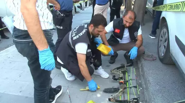 Halis Gül yazdı l Kılıçlı, oklu, bıçaklı-baltalı saldırılar 5 Halis Gül yazdı l Kılıçlı, oklu, bıçaklı-baltalı saldırılar
