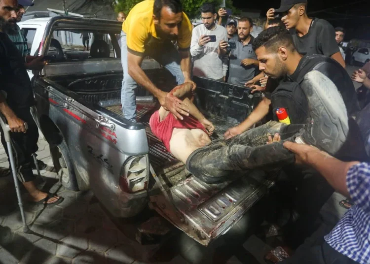 İsrail, ‘Hamas karargahı’ diyerek yine okul vurdu: En az 100 Filistinli hayatını kaybetti 1 İsrail, ‘Hamas karargahı’ diyerek yine okul vurdu: En az 100 Filistinli hayatını kaybetti